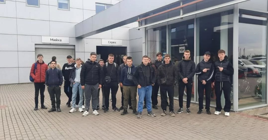 Eкскурсія у ТзОВ «АРІЯ МОТОРС»